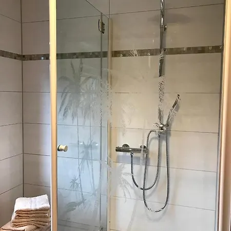 Bergzeit - Ideal Fuer Familien Und Paare - 70qm - 2 Schlafzimmer - Grosse Wohnkueche - Parkplatz Apartament