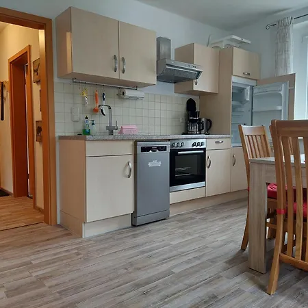 Bergzeit - Ideal Fuer Familien Und Paare - 70qm - 2 Schlafzimmer - Grosse Wohnkueche - Parkplatz Apartament