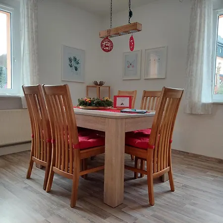 Beate - 70qm - Ideal Fuer Familien Und Paare - 2 Schlafzimmer - Grosse Wohnkueche - Parkplatz Appartement