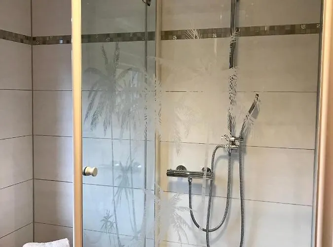 Beate - 70qm - Ideal Fuer Familien Und Paare - 2 Schlafzimmer - Grosse Wohnkueche - Parkplatz Appartement