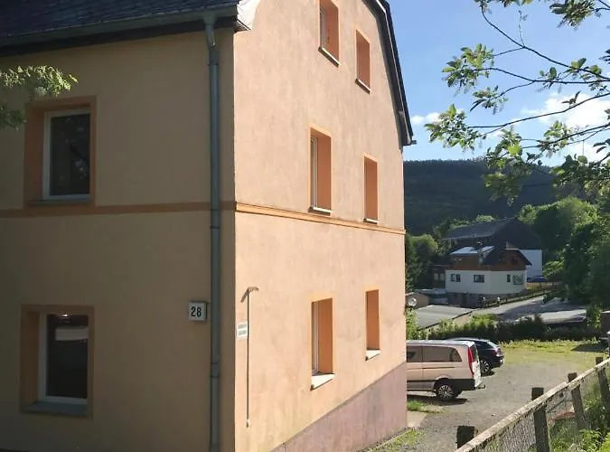 Beate - 70qm - Ideal Fuer Familien Und Paare - 2 Schlafzimmer - Grosse Wohnkueche - Parkplatz Apartment Oberwiesenthal