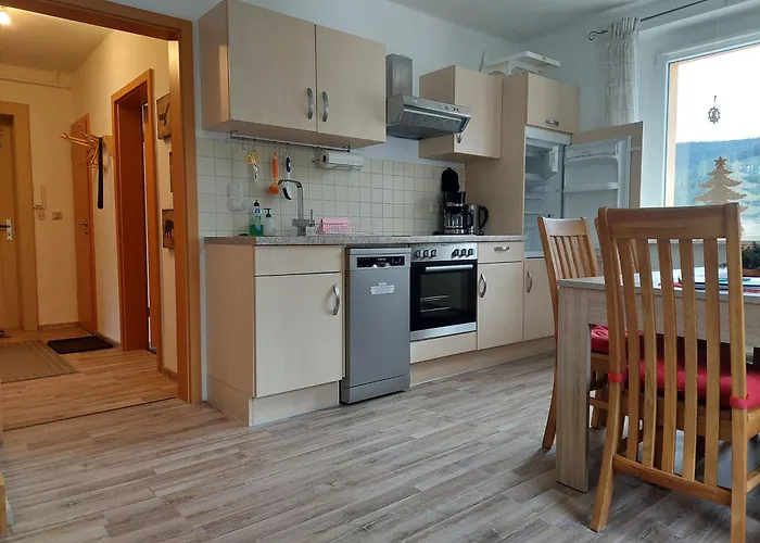 Beate - 70qm - Ideal Fuer Familien Und Paare - 2 Schlafzimmer - Grosse Wohnkueche - Parkplatz Apartment