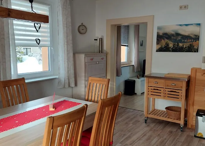 Beate - 70qm - Ideal Fuer Familien Und Paare - 2 Schlafzimmer - Grosse Wohnkueche - Parkplatz Appartement